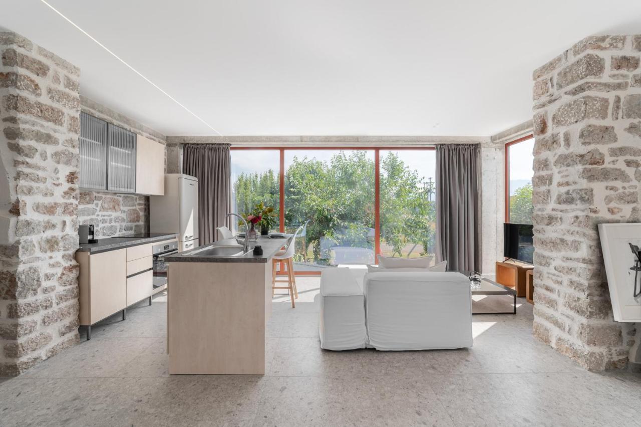 Kampus Luxury Villas Tríkala Exteriör bild