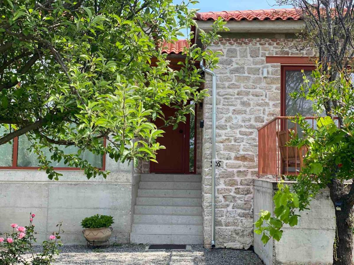 Kampus Luxury Villas Tríkala Exteriör bild